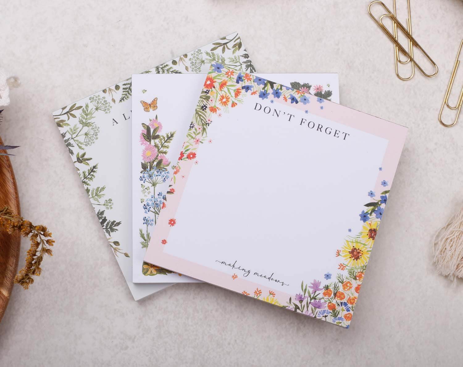 memo pads with floral design