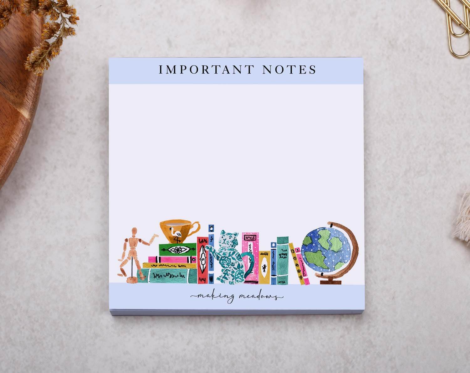 Book Memo Pad Block featuring literary motifs and space for notes on a stylish design.
