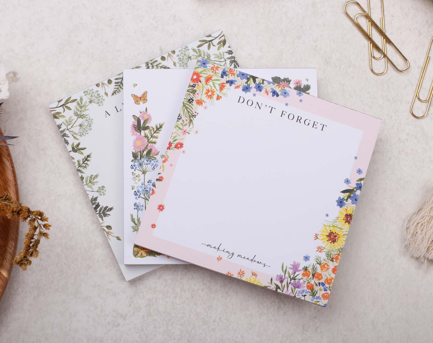 memo pads with floral design