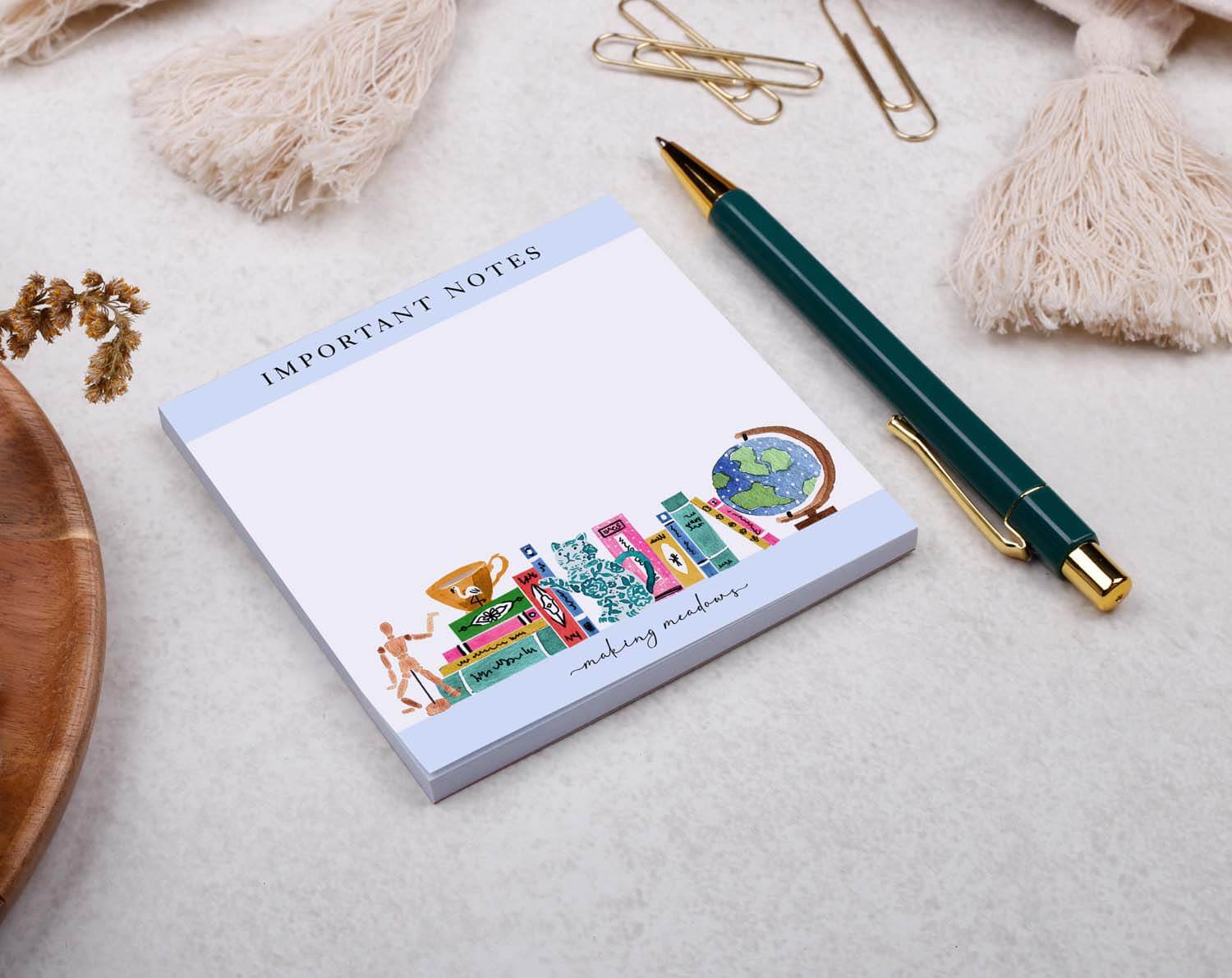 Book Memo Pad Block featuring colorful book motifs and space for important notes.