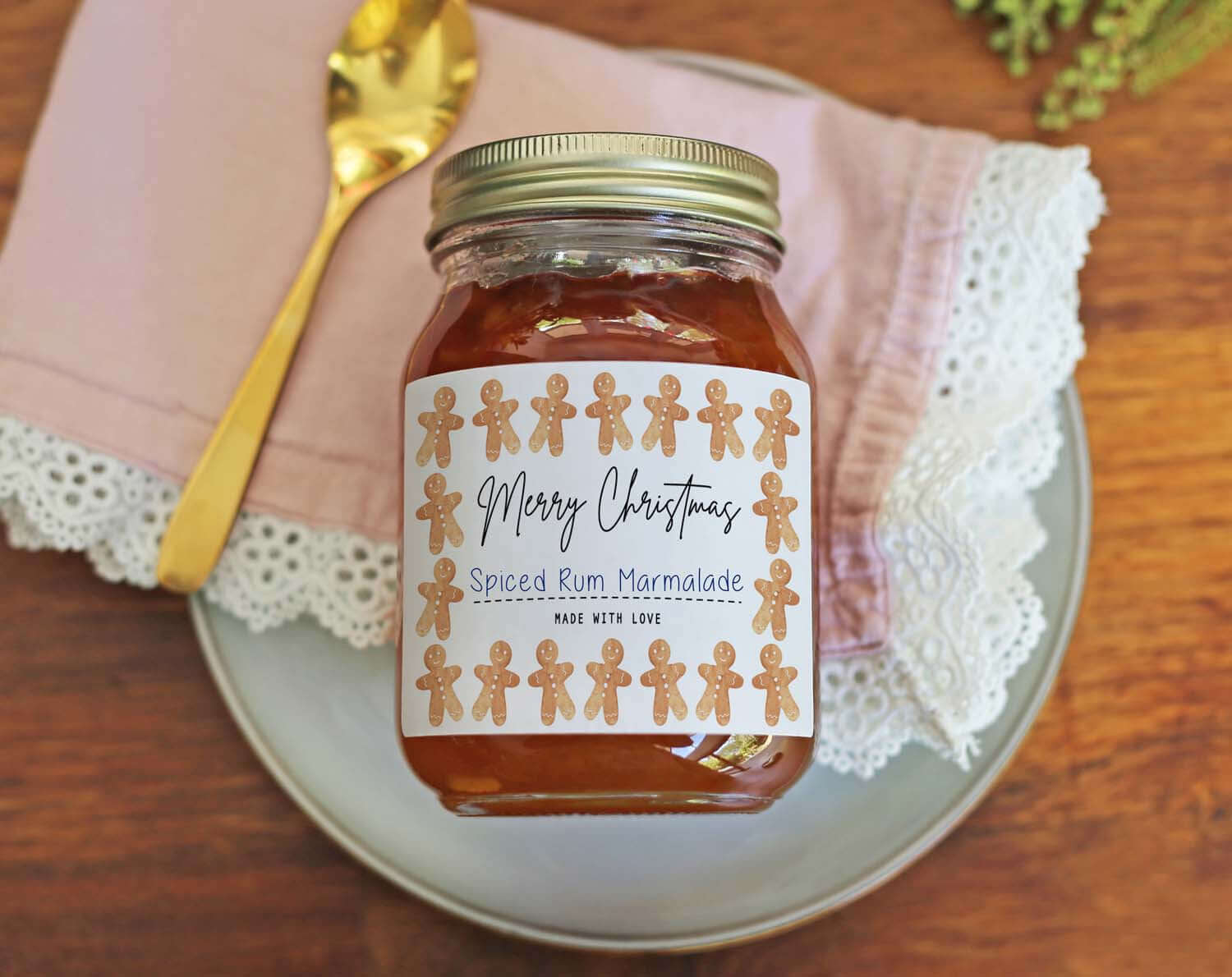 Christmas Jam Jar Labels With Gingerbread Men on a jar of Spiced Rum Marmalade for festive gifting.