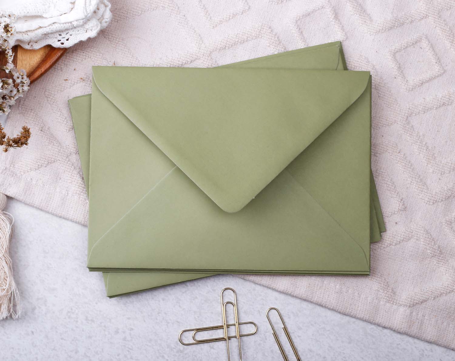 Green Wavy Personalised Notecard
