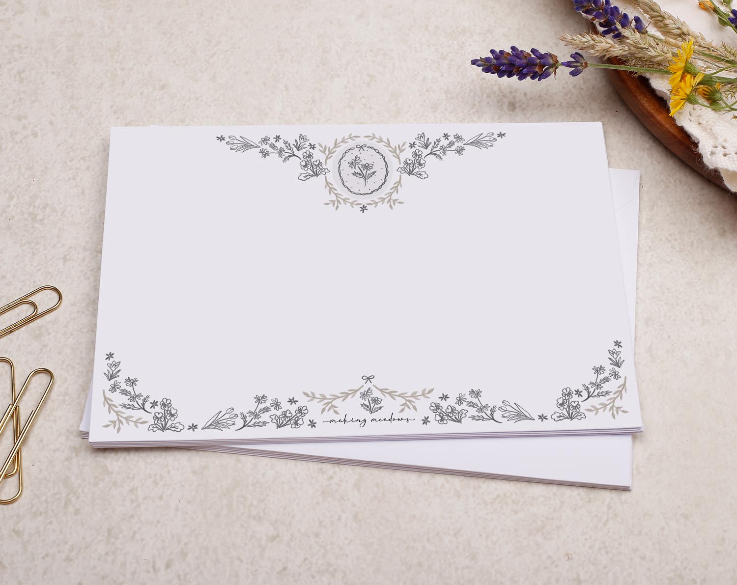 C6 Victorian Floral Decorated Envelope