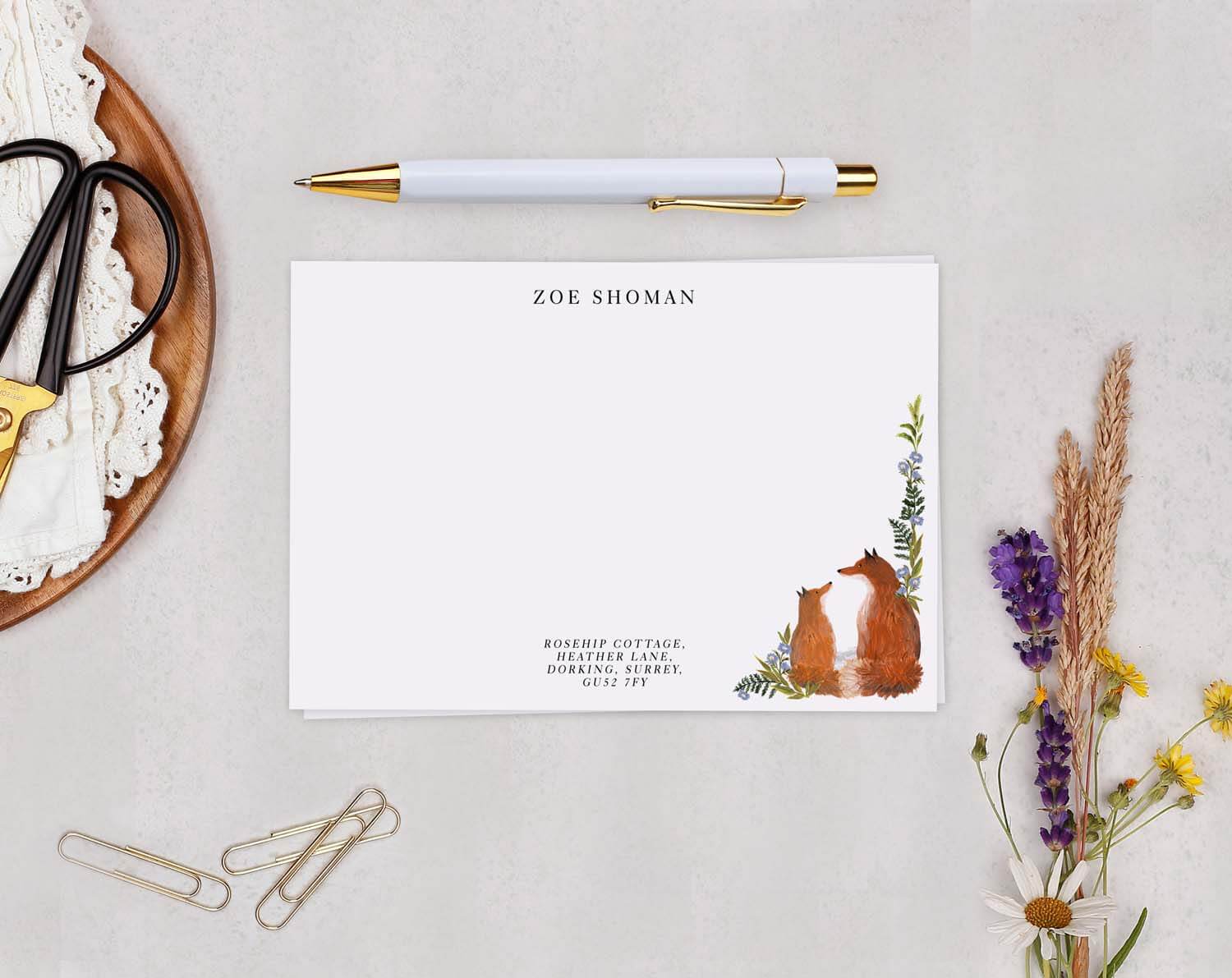 Fox Personalised Note cards with illustrated foxes and botanical details on a stationery set.