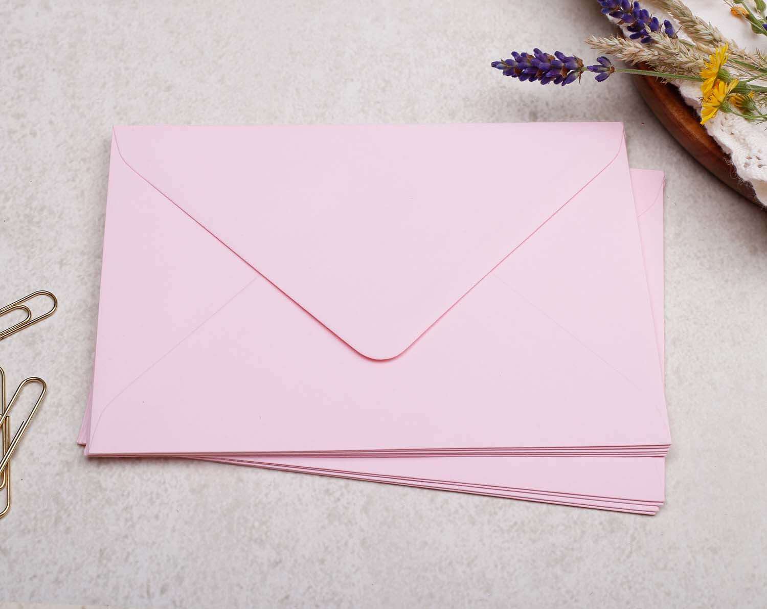 Pink envelopes for Gardening Personalised Note cards stationery set, perfect for personal notes and letters.