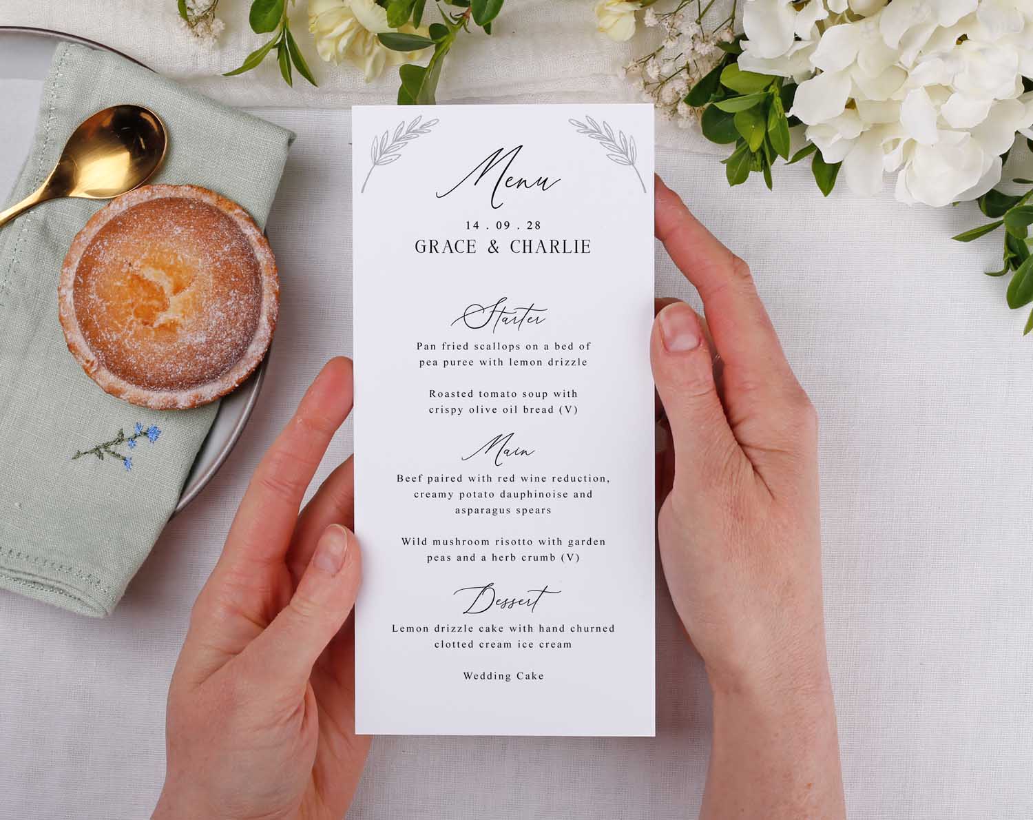 Minimalist Wedding Menus with modern crisp floral design for classic weddings.