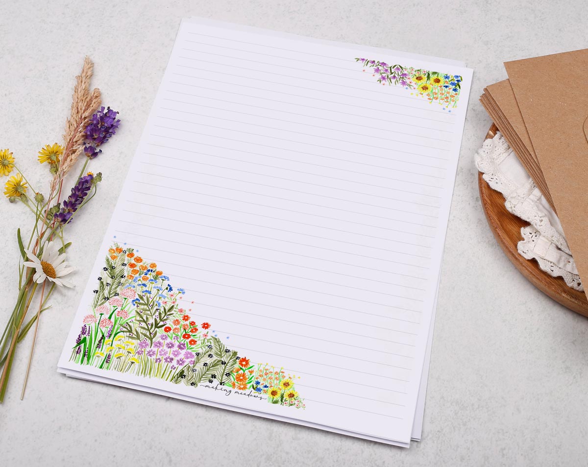 A4 letter writing paper sheets with a watercolour ditsy floral garden edge.