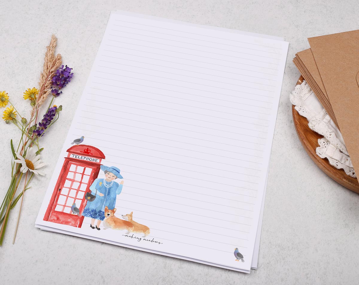 A4 letter writing paper sheets with her majesty The Queen and her corgis