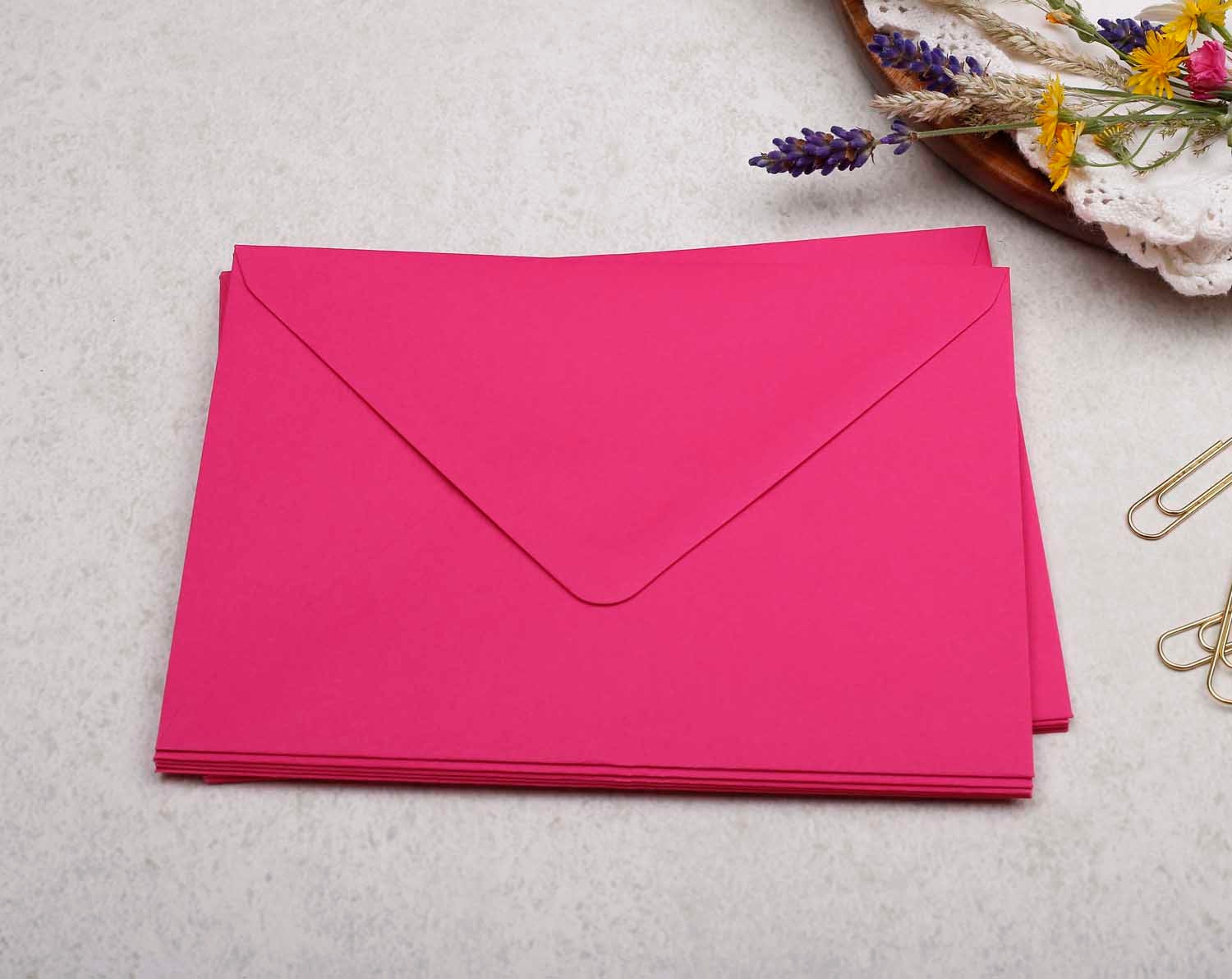 125 x 175mm Hot Pink Envelopes